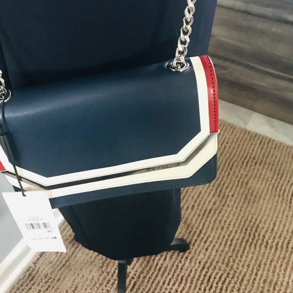 🌺Calvin Klein Crossbody NYO bag🌺 - Picture 4 of 5